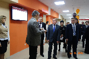 Сергей Горбань открыл новый многофункциональный центр в Октябрьском районе 
